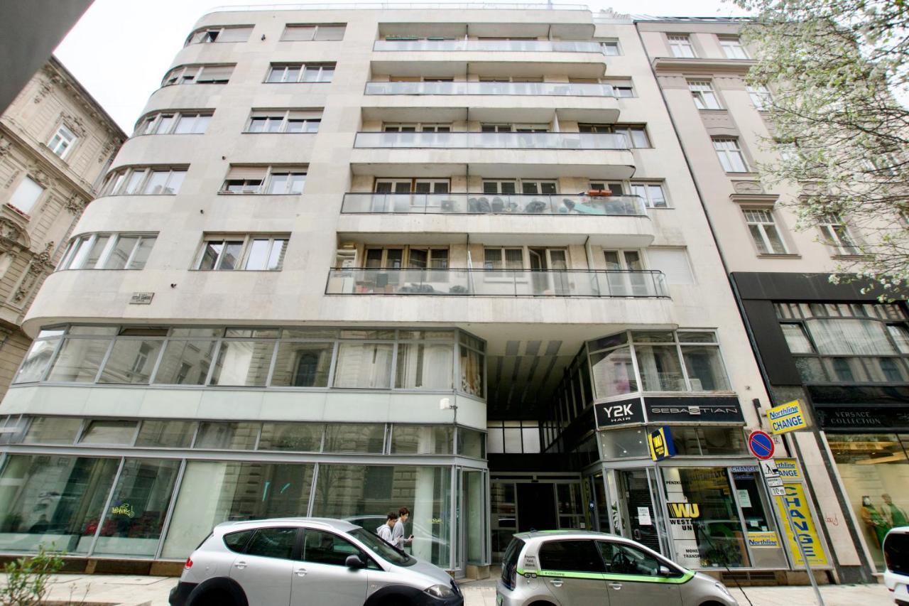 Standard Apartment By Hi5 - Petofi 12 Budapest Ngoại thất bức ảnh